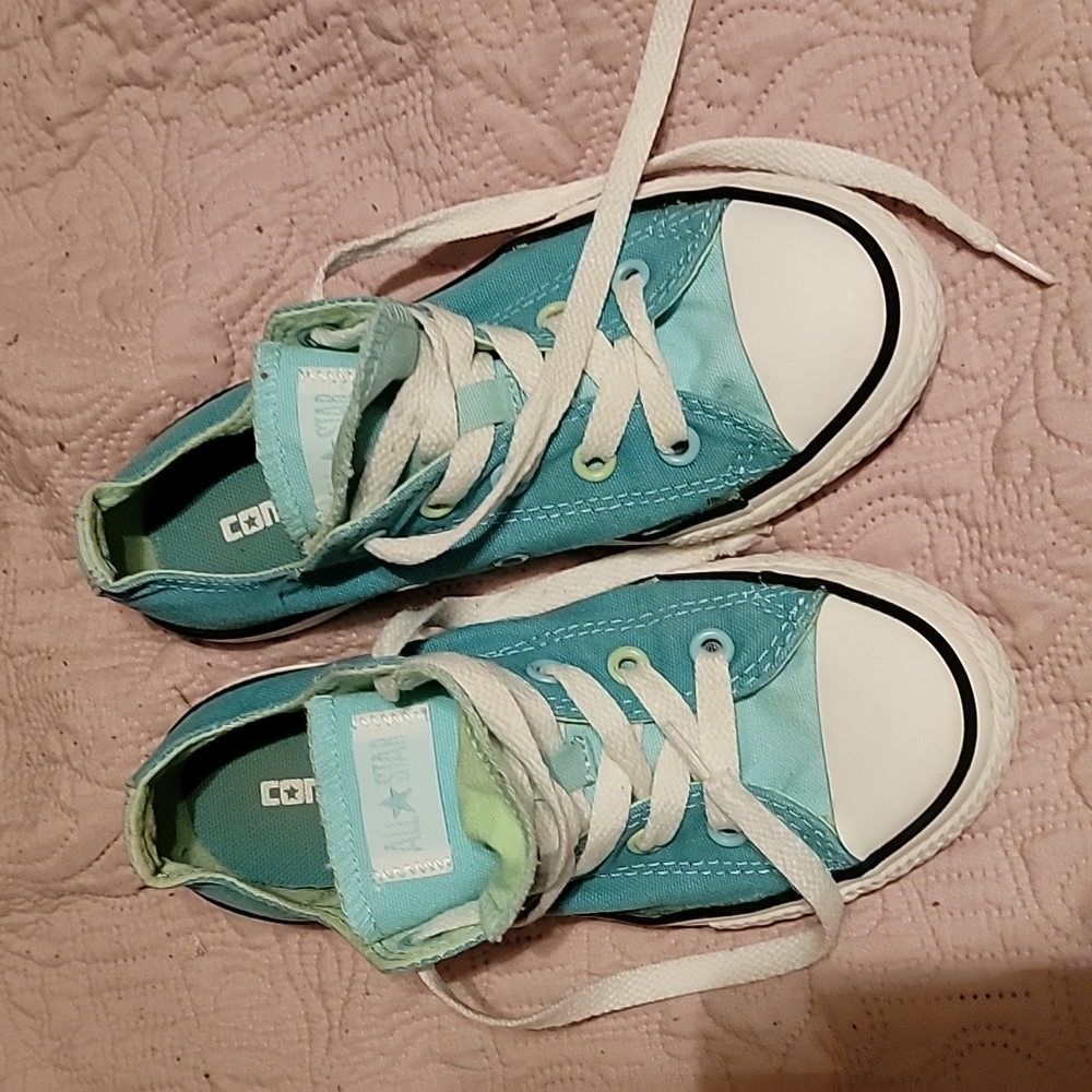Girls converse shoes